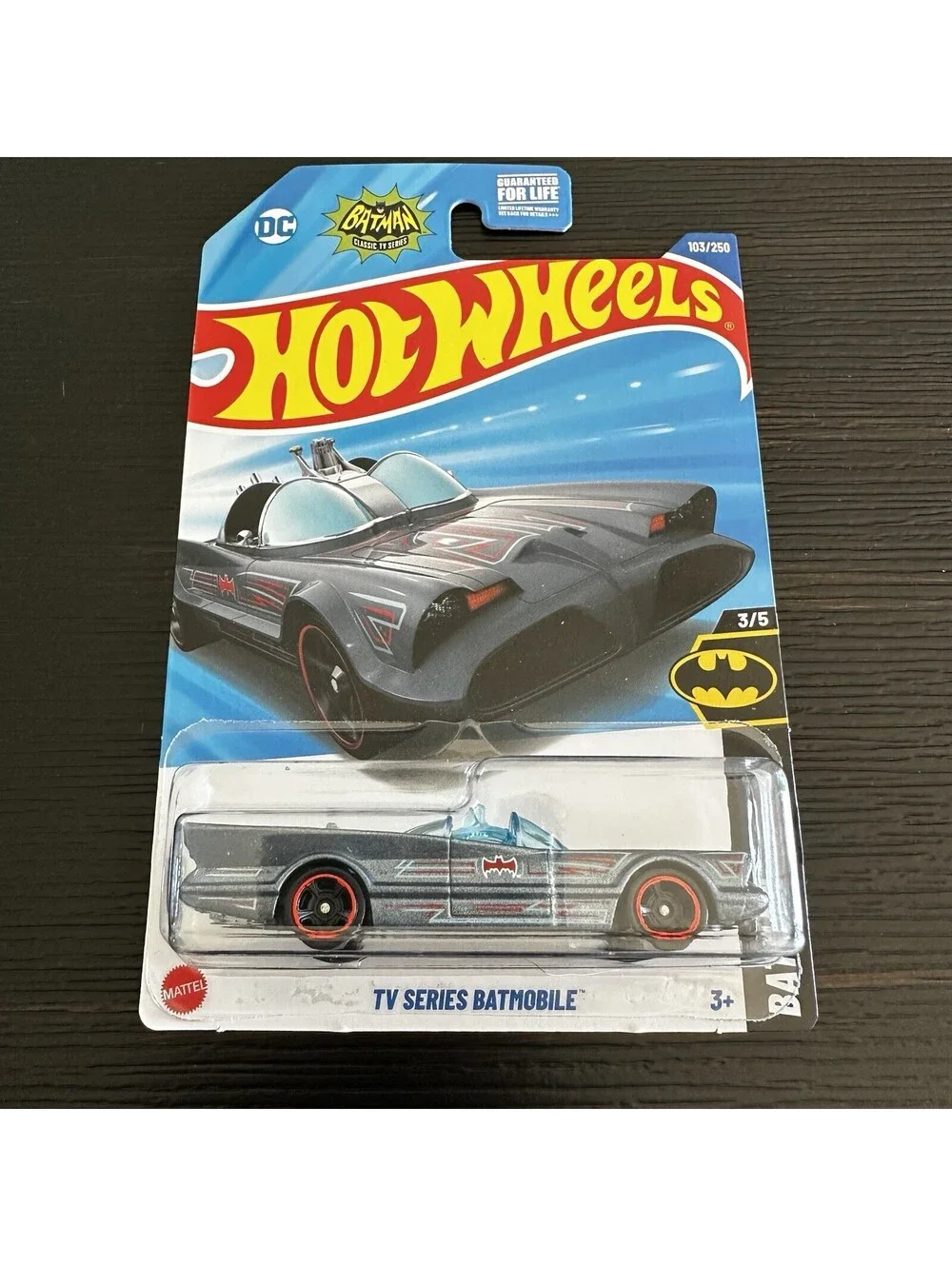 Hot Wheels Batman TV Series Batmobile 103/250 Batman 3/5 New